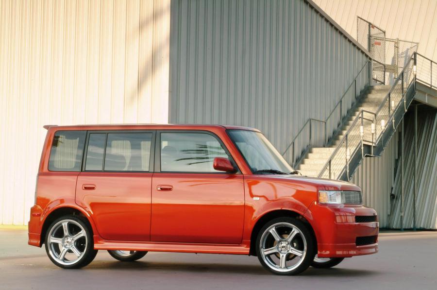  Scion xB Release Series 1.0 2004 года  (фото 13 из 22)